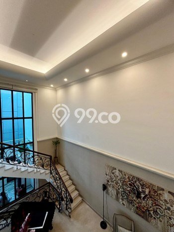 Rumah Elit Modern Tanpa Renovasi di Senopati Jakarta Selatan Rumah Elit Modern Tanpa Renovasi di Senopati Jakarta Selatan