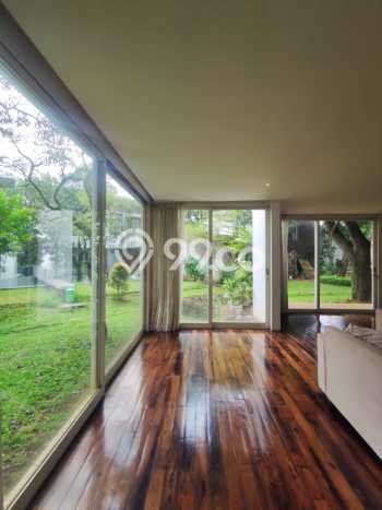 For Sale! Premium House LT 357m2 Desain Modern di Jati Padang For Sale! Premium House LT 357m2 Desain Modern di Jati Padang