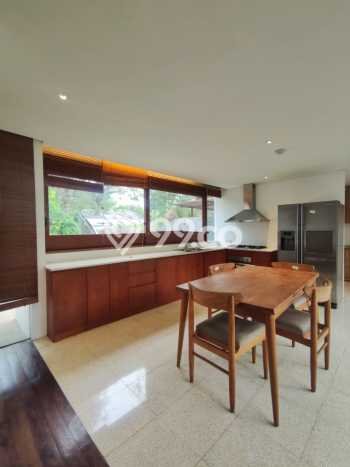 For Sale! Premium House LT 357m2 Desain Modern di Jati Padang For Sale! Premium House LT 357m2 Desain Modern di Jati Padang