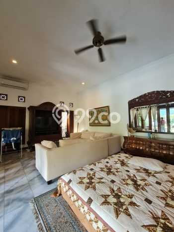 For Sale! Luxury House LT 1059m2 Desain Modern di Cirendeu For Sale! Luxury House LT 1059m2 Desain Modern di Cirendeu