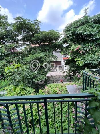 Dijual Rumah Premium dengan Fasilitas Sekitar Komplit di Cinere, Depok Dijual Rumah Premium dengan Fasilitas Sekitar Komplit di Cinere, Depok