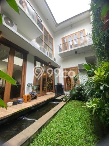 Siap Huni Rumah Mewah 4 Kamar di Kebayoran Baru Dekat ke Mana Pun Siap Huni Rumah Mewah 4 Kamar di Kebayoran Baru Dekat ke Mana Pun