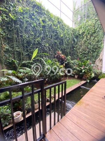 Siap Huni Rumah Mewah 4 Kamar di Kebayoran Baru Dekat ke Mana Pun Siap Huni Rumah Mewah 4 Kamar di Kebayoran Baru Dekat ke Mana Pun