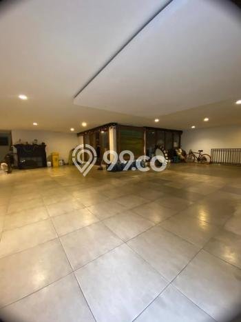Siap Huni Rumah Mewah 4 Kamar di Kebayoran Baru Dekat ke Mana Pun Siap Huni Rumah Mewah 4 Kamar di Kebayoran Baru Dekat ke Mana Pun