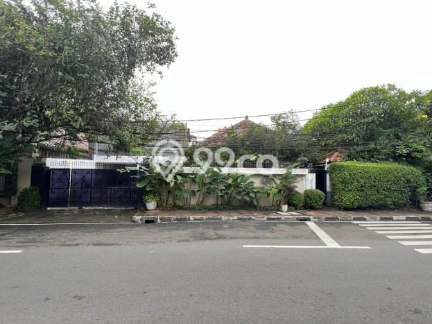 Best Deal Hunian Mewah Ideal dan Luas di Menteng, Jakarta Pusat Best Deal Hunian Mewah Ideal dan Luas di Menteng, Jakarta Pusat