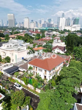 Hunian Mewah LB 500m2 Siap Pakai Desain Elegan di Simprug, Jakarta Selatan Hunian Mewah LB 500m2 Siap Pakai Desain Elegan di Simprug, Jakarta Selatan