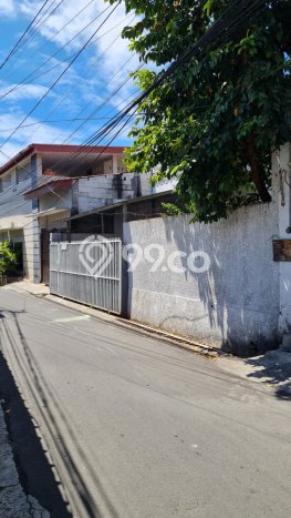 Rumah 3 KT 2 KM di Area Premium Terogong, Jakarta Selatan Rumah 3 KT 2 KM di Area Premium Terogong, Jakarta Selatan