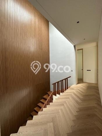 Hunian Mewah LB 600m2 Siap Pakai Desain Elegan di Pondok Indah, Jakarta Selatan Hunian Mewah LB 600m2 Siap Pakai Desain Elegan di Pondok Indah, Jakarta Selatan