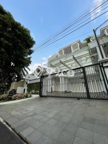 Dijual Hunian Mewah dengan Fasilitas Sekitar Lengkap di Kebayoran Baru, Jakarta Selatan Dijual Hunian Mewah dengan Fasilitas Sekitar Lengkap di Kebayoran Baru, Jakarta Selatan
