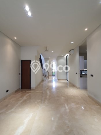 Dijual Rumah Luas Megah Dengan View Eksklusif di Kemang, Jakarta Selatan Dijual Rumah Luas Megah Dengan View Eksklusif di Kemang, Jakarta Selatan
