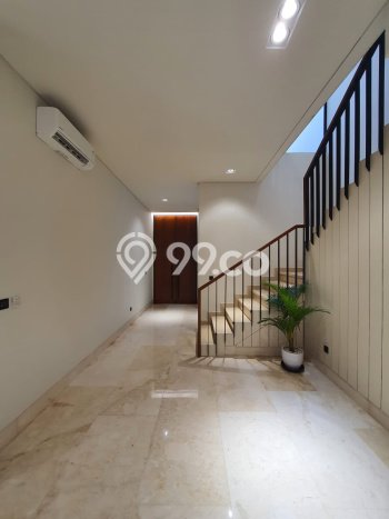 Dijual Rumah Luas Megah Dengan View Eksklusif di Kemang, Jakarta Selatan Dijual Rumah Luas Megah Dengan View Eksklusif di Kemang, Jakarta Selatan