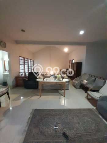 Ready to Use! Premium House LT 251m2 Desain Modern di Pondok Indah Ready to Use! Premium House LT 251m2 Desain Modern di Pondok Indah