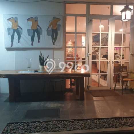 Rumah Eksklusif Siap Huni LT 387m2 di Kebayoran Baru, Jakarta Selatan Rumah Eksklusif Siap Huni LT 387m2 di Kebayoran Baru, Jakarta Selatan