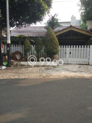 Dijual Rumah Premium dengan Fasilitas Sekitar Komplit di Kebayoran Baru, Jakarta Selatan Dijual Rumah Premium dengan Fasilitas Sekitar Komplit di Kebayoran Baru, Jakarta Selatan