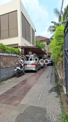 Hunian Mewah LB 526m2 Siap Pakai Desain Elegan di Cipete, Jakarta Selatan Hunian Mewah LB 526m2 Siap Pakai Desain Elegan di Cipete, Jakarta Selatan