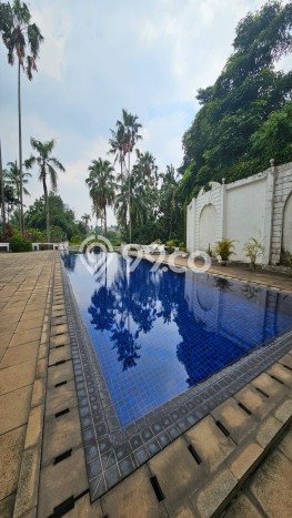 Rumah Mewah LB 3000m2 Siap Pakai Desain Elegan di Kemang, Jakarta Selatan Rumah Mewah LB 3000m2 Siap Pakai Desain Elegan di Kemang, Jakarta Selatan