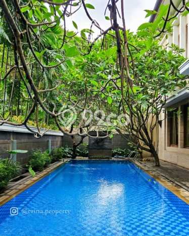 Rumah Elit LB 890m2 Siap Pakai Desain Elegan di Pondok Indah, Jakarta Selatan Rumah Elit LB 890m2 Siap Pakai Desain Elegan di Pondok Indah, Jakarta Selatan