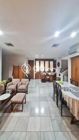Rumah Mewah Dijual LT 368m2 di Kebayoran Baru, Jakarta Selatan Rumah Mewah Dijual LT 368m2 di Kebayoran Baru, Jakarta Selatan