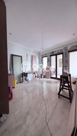 Rumah Elit Modern Tanpa Renovasi di Jati Padang Jakarta Selatan Rumah Elit Modern Tanpa Renovasi di Jati Padang Jakarta Selatan