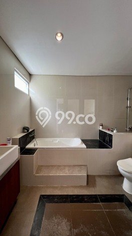 Rumah Elit Modern Tanpa Renovasi di Pondok Indah Jakarta Selatan Rumah Elit Modern Tanpa Renovasi di Pondok Indah Jakarta Selatan