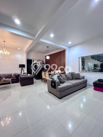 Dijual Rumah Premium dengan Fasilitas Sekitar Komplit di Cinere, Depok Dijual Rumah Premium dengan Fasilitas Sekitar Komplit di Cinere, Depok