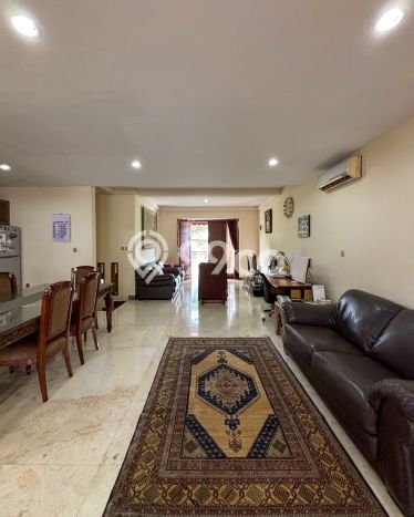 For Sale! Premium House LT 173m2 Desain Elegan di Lebak Bulus For Sale! Premium House LT 173m2 Desain Elegan di Lebak Bulus
