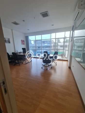 Unit Ruko Dijual di Jakarta Selatan LT 192m2 & LB 372m2 Unit Ruko Dijual di Jakarta Selatan LT 192m2 & LB 372m2