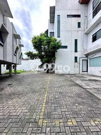 Komersial Dijual di Kebayoran Baru LT 1237m2, LB 1000m2 untuk Investasi Komersial Dijual di Kebayoran Baru LT 1237m2, LB 1000m2 untuk Investasi