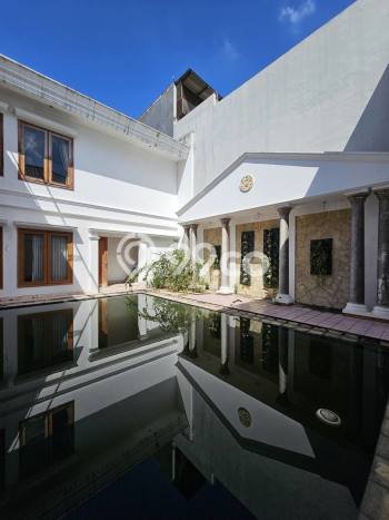 Rumah Elit Modern Tanpa Renovasi di Kuningan Jakarta Selatan Rumah Elit Modern Tanpa Renovasi di Kuningan Jakarta Selatan