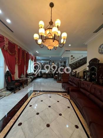 Siap Huni Hunian Elit 5 Kamar di Kebayoran Baru Dekat ke Mana Saja Siap Huni Hunian Elit 5 Kamar di Kebayoran Baru Dekat ke Mana Saja