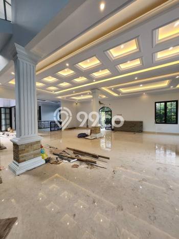 For Sale! Luxury House LT 385m2 Desain Modern di Cipete For Sale! Luxury House LT 385m2 Desain Modern di Cipete