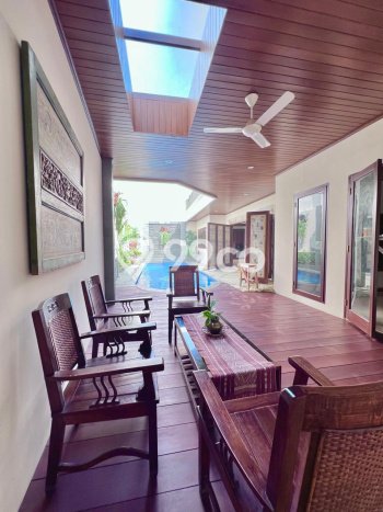Rumah Elit Modern Tanpa Renovasi di Jati Padang Jakarta Selatan Rumah Elit Modern Tanpa Renovasi di Jati Padang Jakarta Selatan