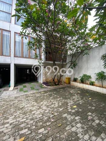 Rumah Luxury Modern Tanpa Renovasi di Ampera Jakarta Selatan Rumah Luxury Modern Tanpa Renovasi di Ampera Jakarta Selatan