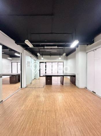 Komersial Dijual di Kebayoran Baru LT 1237m2, LB 1000m2 untuk Investasi Komersial Dijual di Kebayoran Baru LT 1237m2, LB 1000m2 untuk Investasi
