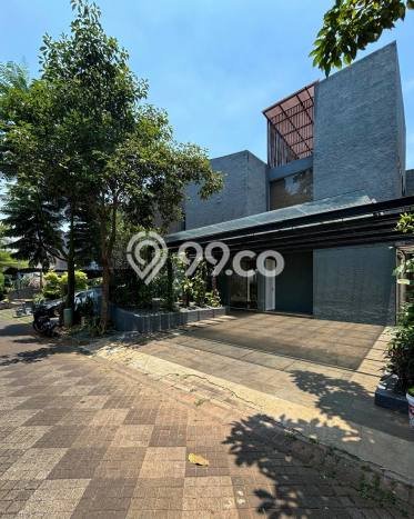 Ready to Use! Premium House LT 150m2 Desain Elegan di Veteran Ready to Use! Premium House LT 150m2 Desain Elegan di Veteran