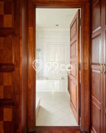 Rumah Luxury Modern Tanpa Renovasi di patra kuningan Jakarta Selatan Rumah Luxury Modern Tanpa Renovasi di patra kuningan Jakarta Selatan