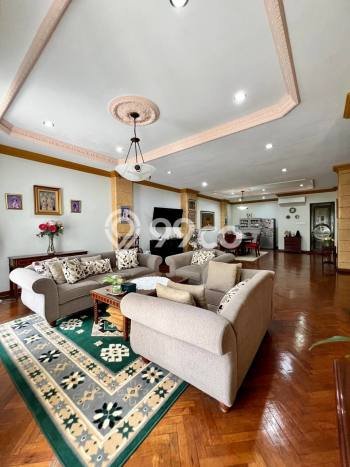 HOT PROPERTY! Rumah Strategis area Pondok Indah, Luas 188m² Bangunan 345m² HOT PROPERTY! Rumah Strategis area Pondok Indah, Luas 188m² Bangunan 345m²
