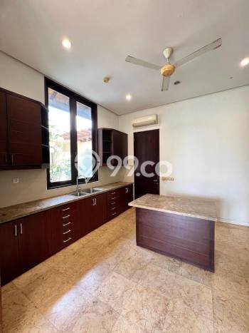 Rumah Elit Modern Siap Huni di Kemang Jakarta Selatan Rumah Elit Modern Siap Huni di Kemang Jakarta Selatan
