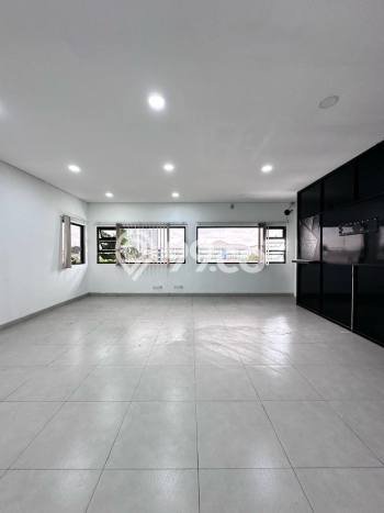 Komersial Dijual di Kebayoran Baru LT 1237m2, LB 1000m2 untuk Investasi Komersial Dijual di Kebayoran Baru LT 1237m2, LB 1000m2 untuk Investasi