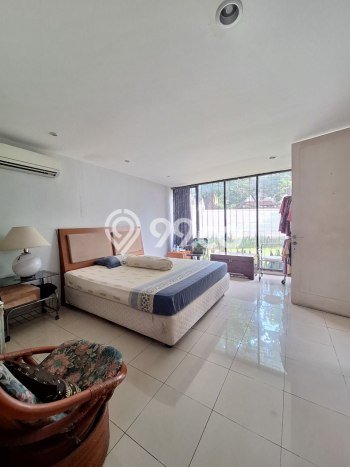 Ready to Use! Premium House LT 556m2 Desain Modern di Pangkalan Jati Ready to Use! Premium House LT 556m2 Desain Modern di Pangkalan Jati