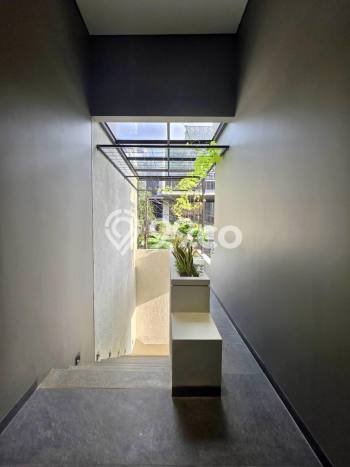 Dijual Rumah Luas Megah Dengan View Cantik di Pondok Indah, Jakarta Selatan Dijual Rumah Luas Megah Dengan View Cantik di Pondok Indah, Jakarta Selatan