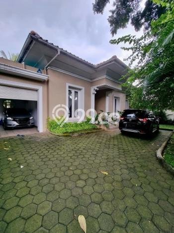For Sale! Premium House LT 700m2 Desain Elegan di Kemang For Sale! Premium House LT 700m2 Desain Elegan di Kemang