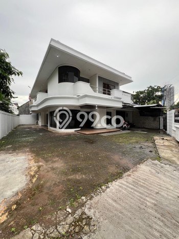 Jual Rumah Luas Elegan Dengan View Eksklusif di Terogong, Jakarta Selatan Jual Rumah Luas Elegan Dengan View Eksklusif di Terogong, Jakarta Selatan