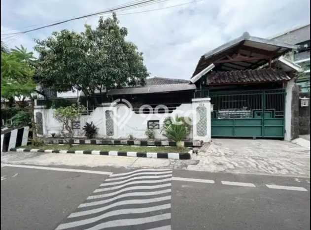 Siap Huni Rumah Mewah 4 Kamar di Cempaka Putih Dekat ke Mana Saja Siap Huni Rumah Mewah 4 Kamar di Cempaka Putih Dekat ke Mana Saja