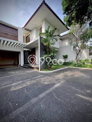 Hunian Mewah LB 600m2 Siap Pakai Desain Elegan di Kemang, Jakarta Selatan Hunian Mewah LB 600m2 Siap Pakai Desain Elegan di Kemang, Jakarta Selatan