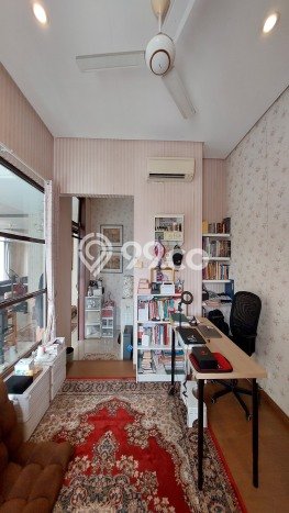 Rumah Luxury Modern Siap Huni di Warung Buncit Jakarta Selatan Rumah Luxury Modern Siap Huni di Warung Buncit Jakarta Selatan