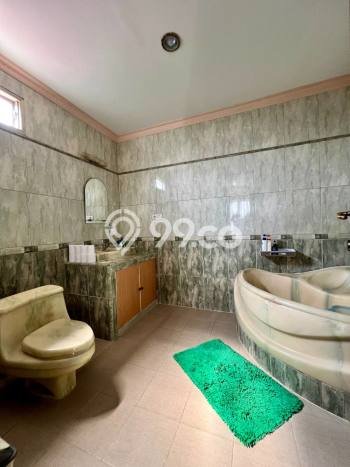 HOT PROPERTY! Rumah Strategis area Pondok Indah, Luas 188m² Bangunan 345m² HOT PROPERTY! Rumah Strategis area Pondok Indah, Luas 188m² Bangunan 345m²