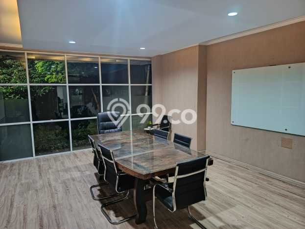 Hunian Eksklusif Siap Huni LT 1162m2 di Kebayoran Baru, Jakarta Selatan Hunian Eksklusif Siap Huni LT 1162m2 di Kebayoran Baru, Jakarta Selatan