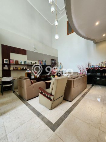 Rumah EXCLUSIVE! di Lebak Bulus, Jakarta Selatan, LT 354m² LB 316m², BISA KPR Rumah EXCLUSIVE! di Lebak Bulus, Jakarta Selatan, LT 354m² LB 316m², BISA KPR