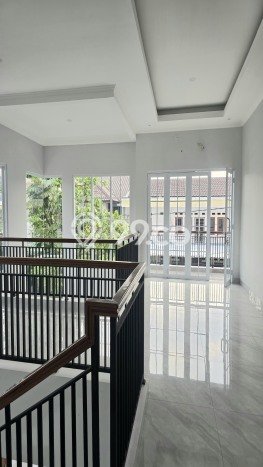 Rumah 4 KT 4 KM Lokasi Premium di Lebak Bulus, Jakarta Selatan Rumah 4 KT 4 KM Lokasi Premium di Lebak Bulus, Jakarta Selatan